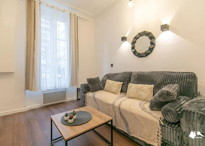 Beautiful 2persons Montparnasse - Commandeur Apartment